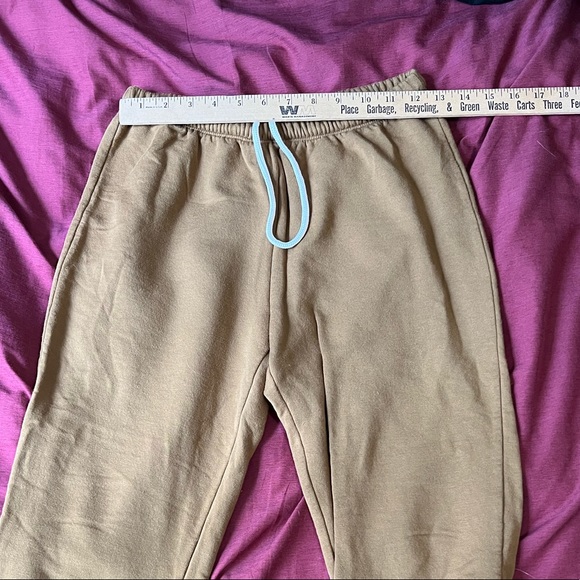 *SOLD* Offline By Aerie OTT Fleece Super Flare Pant; Size Medium - Picture 4 of 9